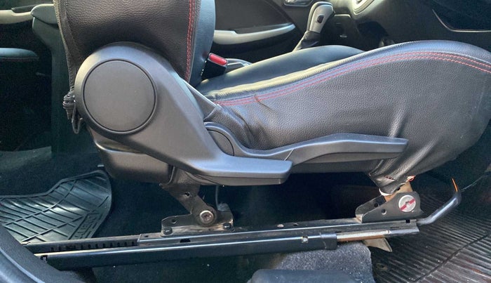 2016 Maruti Baleno ZETA CVT PETROL 1.2, Petrol, Automatic, 60,938 km, Driver Side Adjustment Panel