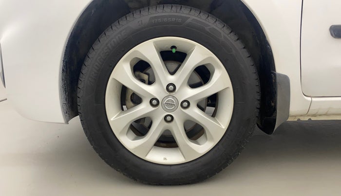 2016 Nissan Micra XV CVT, Petrol, Automatic, 30,916 km, Left Front Wheel