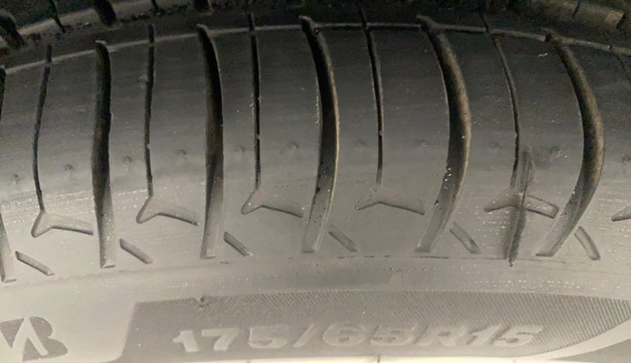 2016 Nissan Micra XV CVT, Petrol, Automatic, 30,916 km, Left Front Tyre Tread