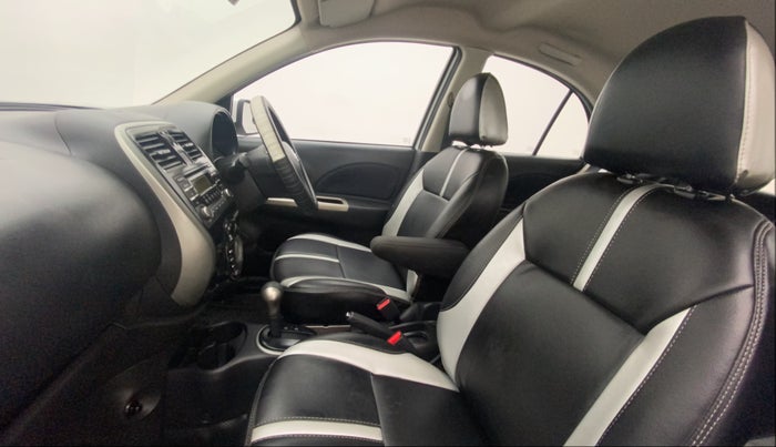 2016 Nissan Micra XV CVT, Petrol, Automatic, 30,916 km, Right Side Front Door Cabin
