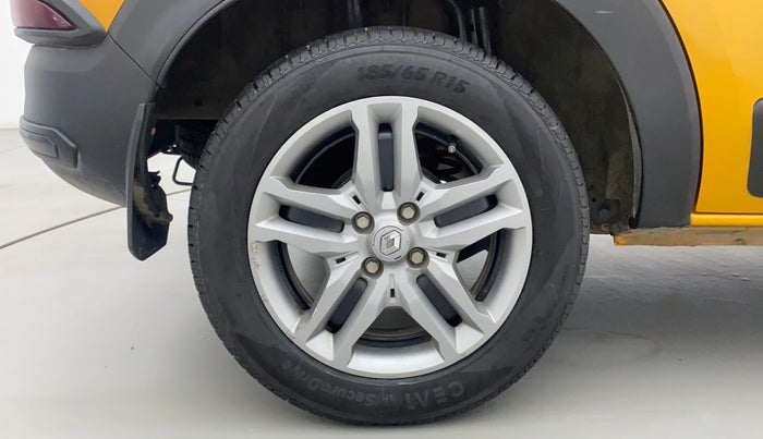 2022 Renault TRIBER RXZ, Petrol, Manual, 24,739 km, Right Rear Wheel
