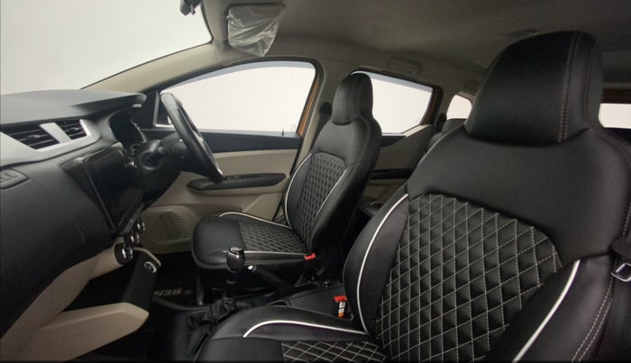 2022 Renault TRIBER RXZ, Petrol, Manual, 24,739 km, Right Side Front Door Cabin