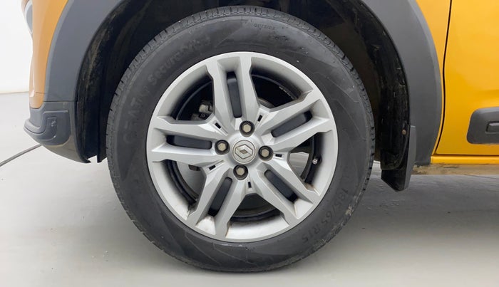 2022 Renault TRIBER RXZ, Petrol, Manual, 24,739 km, Left Front Wheel
