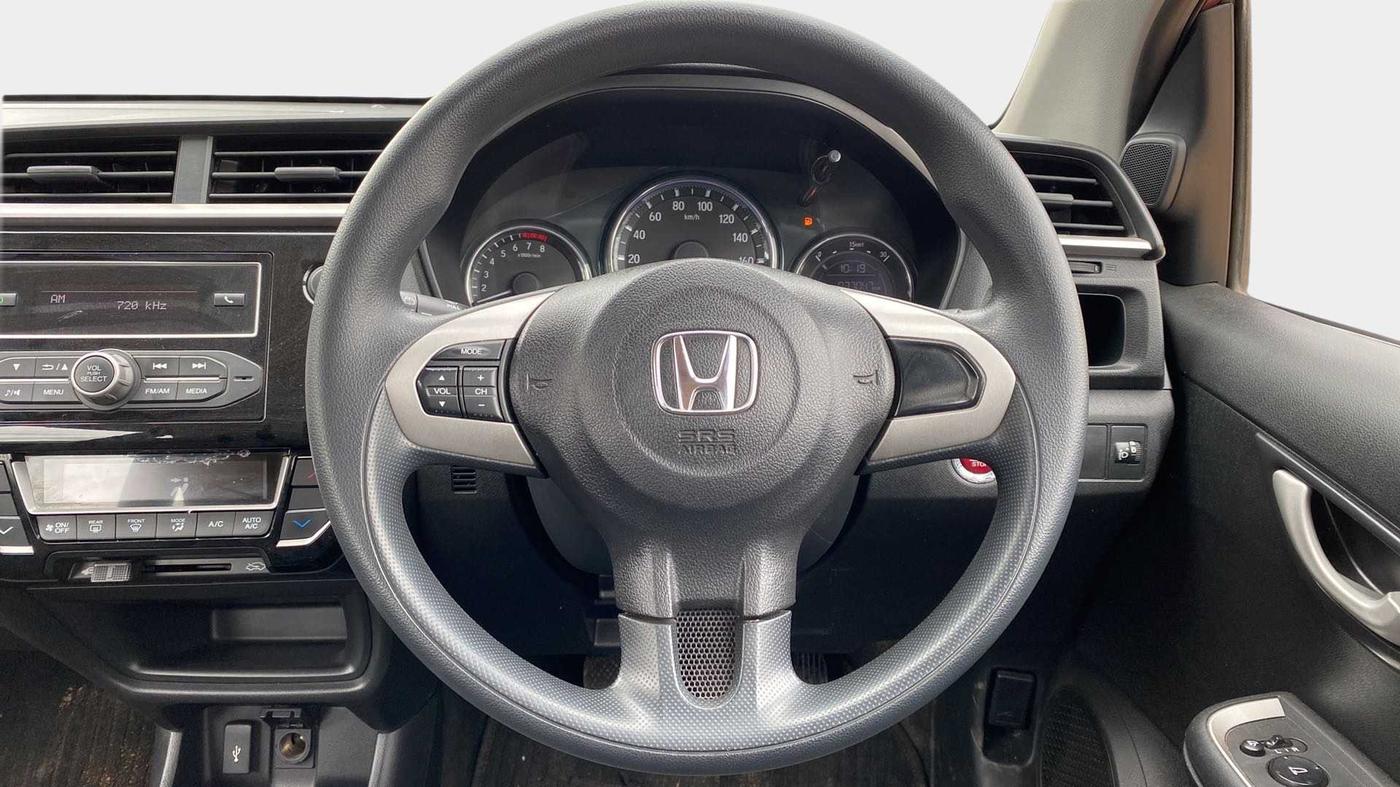 2018 Honda BR-V 1.5L I-VTEC V, Petrol, Manual, 37,010 km, Steering Wheel Close Up