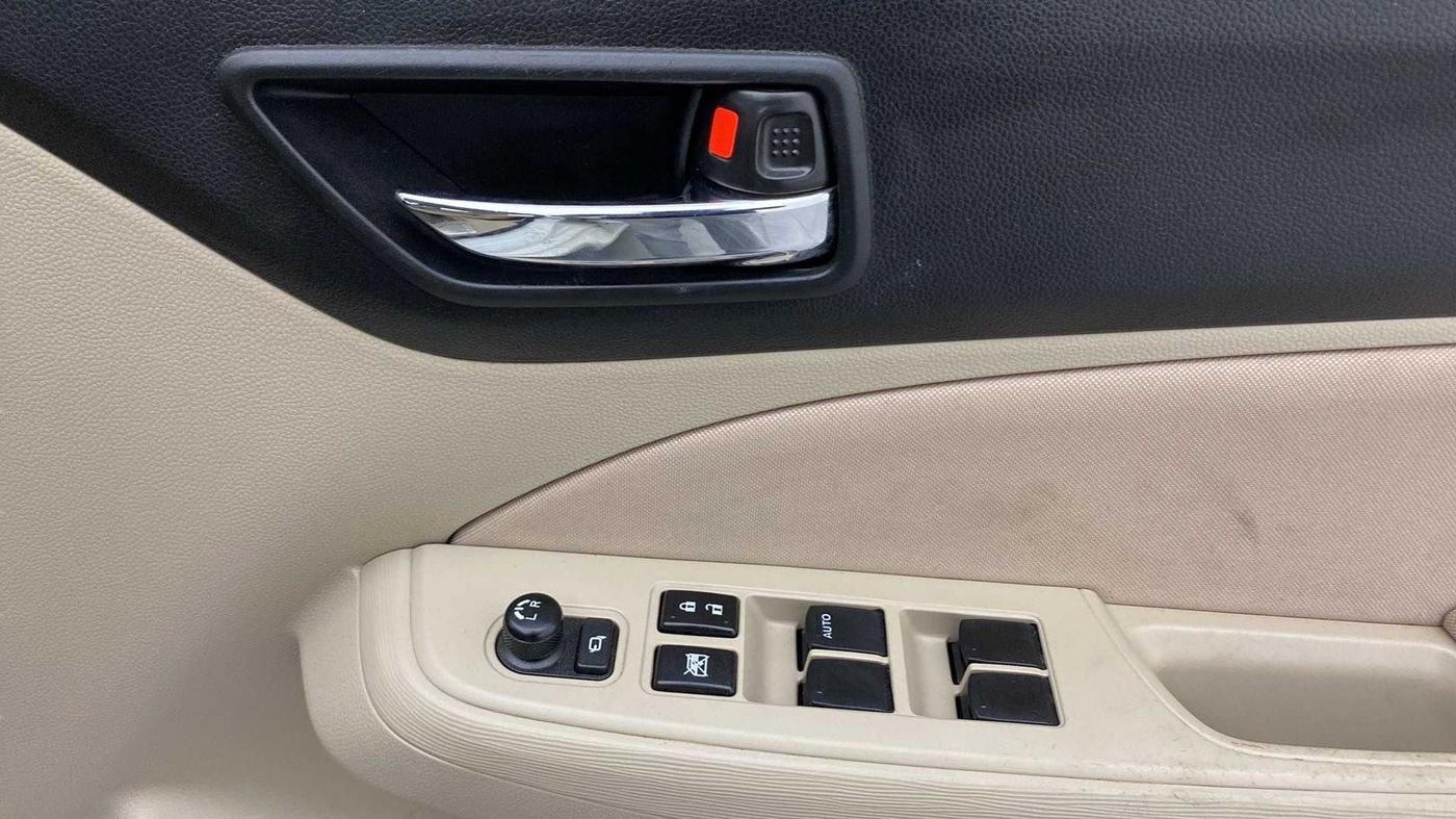 2021 Maruti Dzire VXI AMT, Petrol, Automatic, 50,409 km, Driver Side Door Panels Control