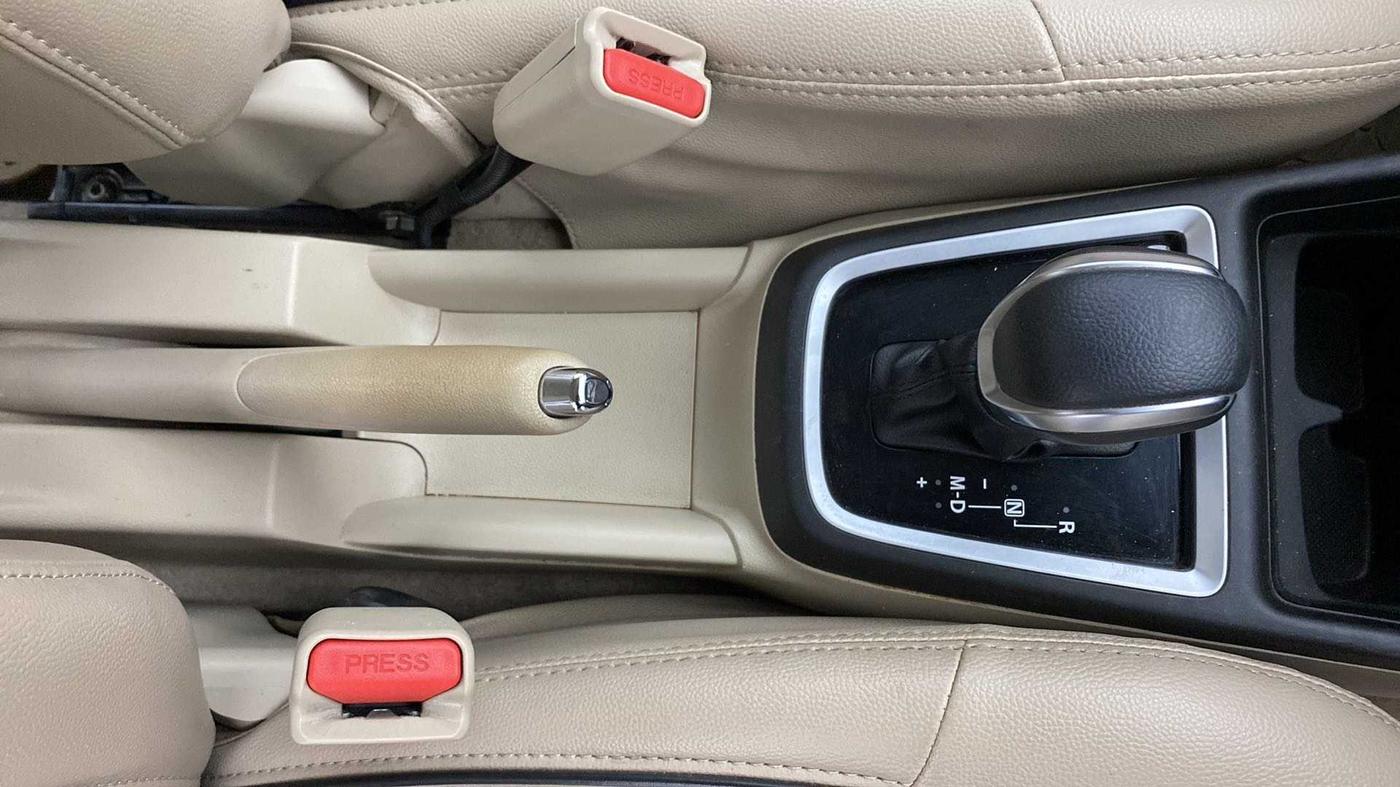 2021 Maruti Dzire VXI AMT, Petrol, Automatic, 50,409 km, Gear Lever