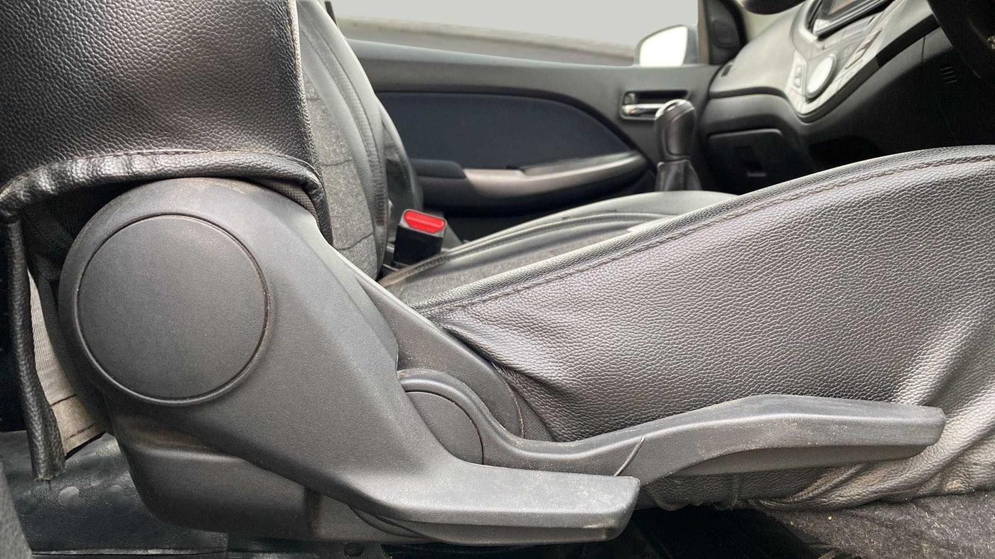 2021 Maruti Baleno ZETA PETROL 1.2, Petrol, Manual, 23,941 km, Driver Side Adjustment Panel
