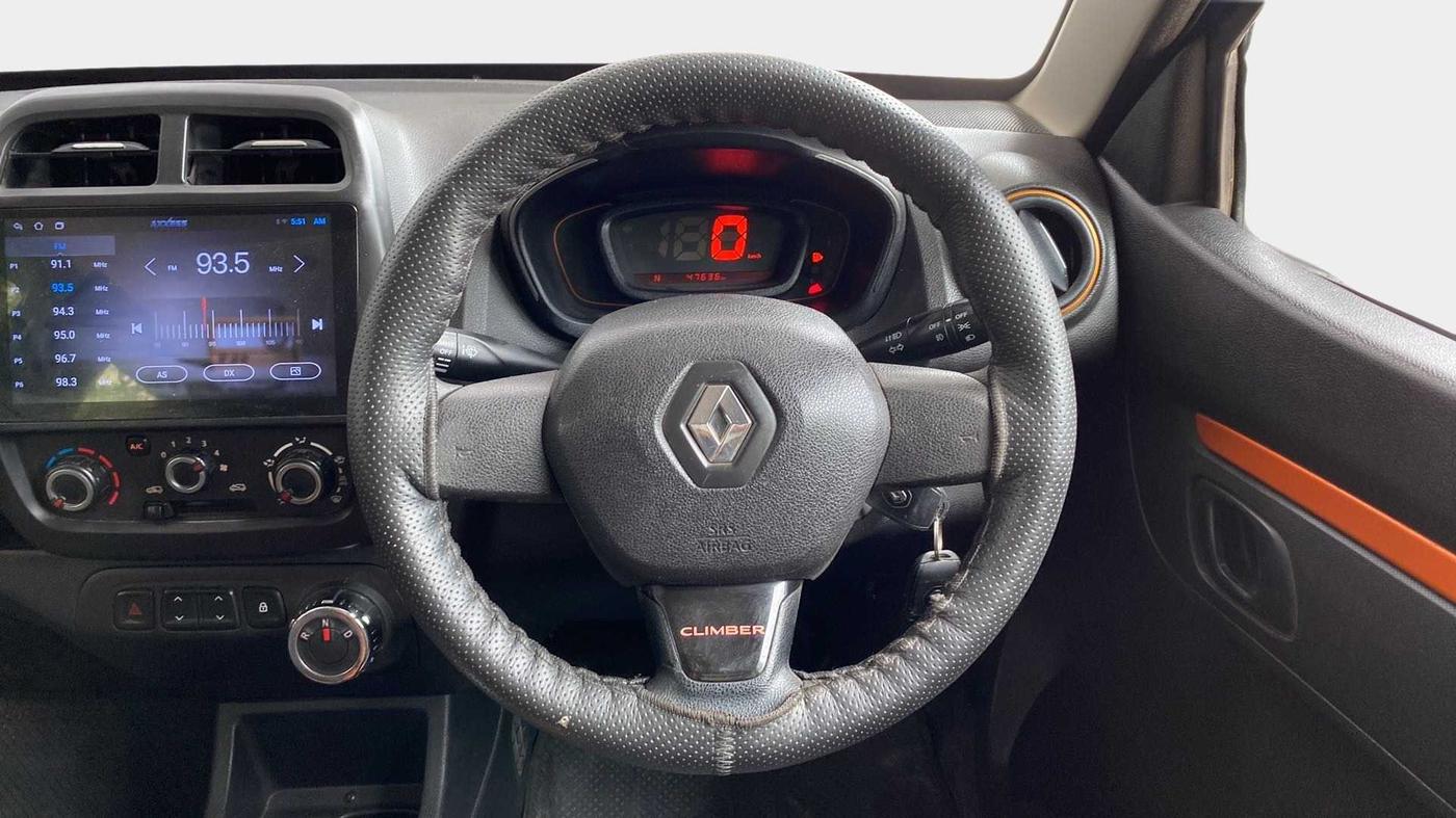 2017 Renault Kwid CLIMBER 1.0 AMT, Petrol, Automatic, 47,633 km, Steering Wheel Close Up