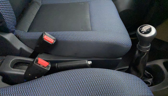 2012 Maruti Wagon R 1.0 VXI, Petrol, Manual, 95,377 km, Gear Lever