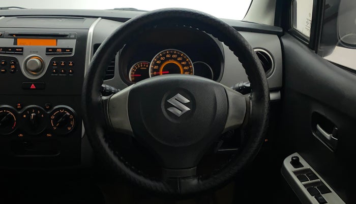 2012 Maruti Wagon R 1.0 VXI, Petrol, Manual, 95,377 km, Steering Wheel Close Up