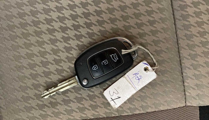 2019 Hyundai Elite i20 SPORTZ PLUS 1.2, Petrol, Manual, 60,403 km, Key Close Up
