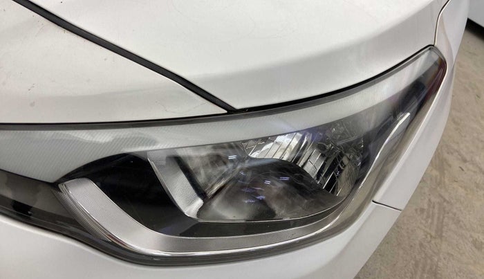 2019 Hyundai Elite i20 SPORTZ PLUS 1.2, Petrol, Manual, 60,403 km, Left headlight - Minor scratches