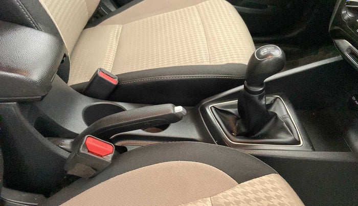 2019 Hyundai Elite i20 SPORTZ PLUS 1.2, Petrol, Manual, 60,403 km, Gear Lever