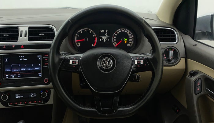 2017 Volkswagen Vento HIGHLINE PLUS 1.2 AT 16 ALLOY, Petrol, Automatic, 56,719 km, Steering Wheel Close Up