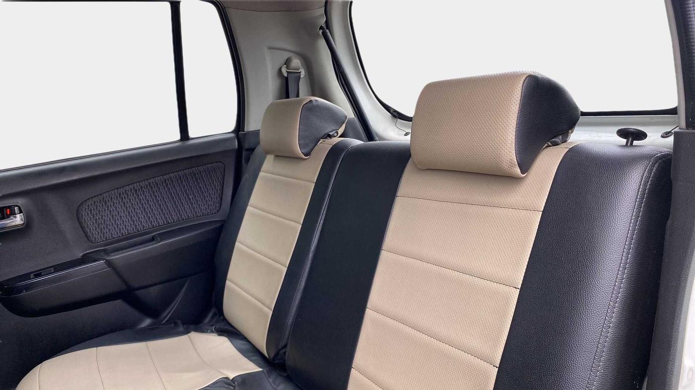 2015 Maruti Wagon R Stingray VXI, Petrol, Manual, 71,343 km, Right Side Rear Door Cabin