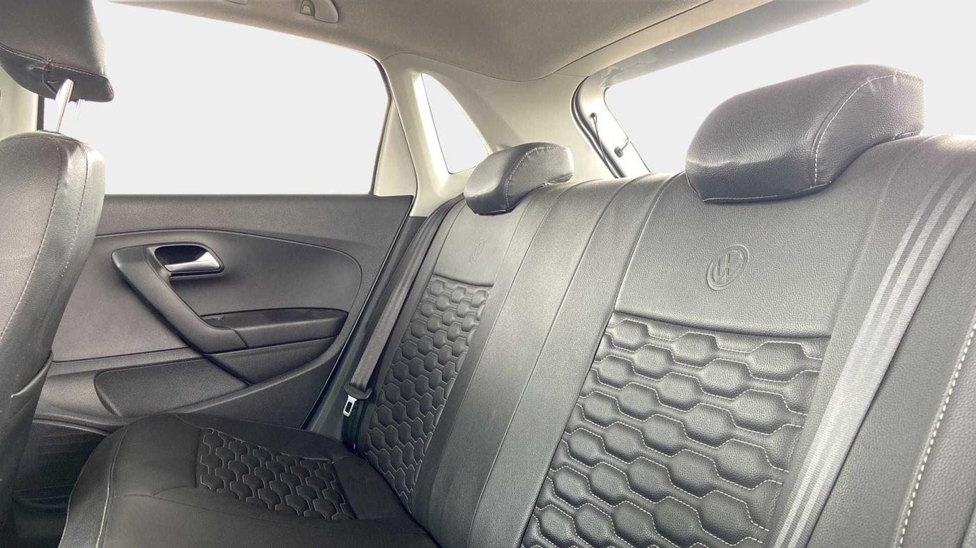 2022 Volkswagen Polo COMFORTLINE 1.0L TSI, Petrol, Manual, 14,526 km, Right Side Rear Door Cabin