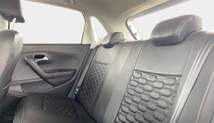 2022 Volkswagen Polo COMFORTLINE 1.0L TSI, Petrol, Manual, 14,526 km, Right Side Rear Door Cabin