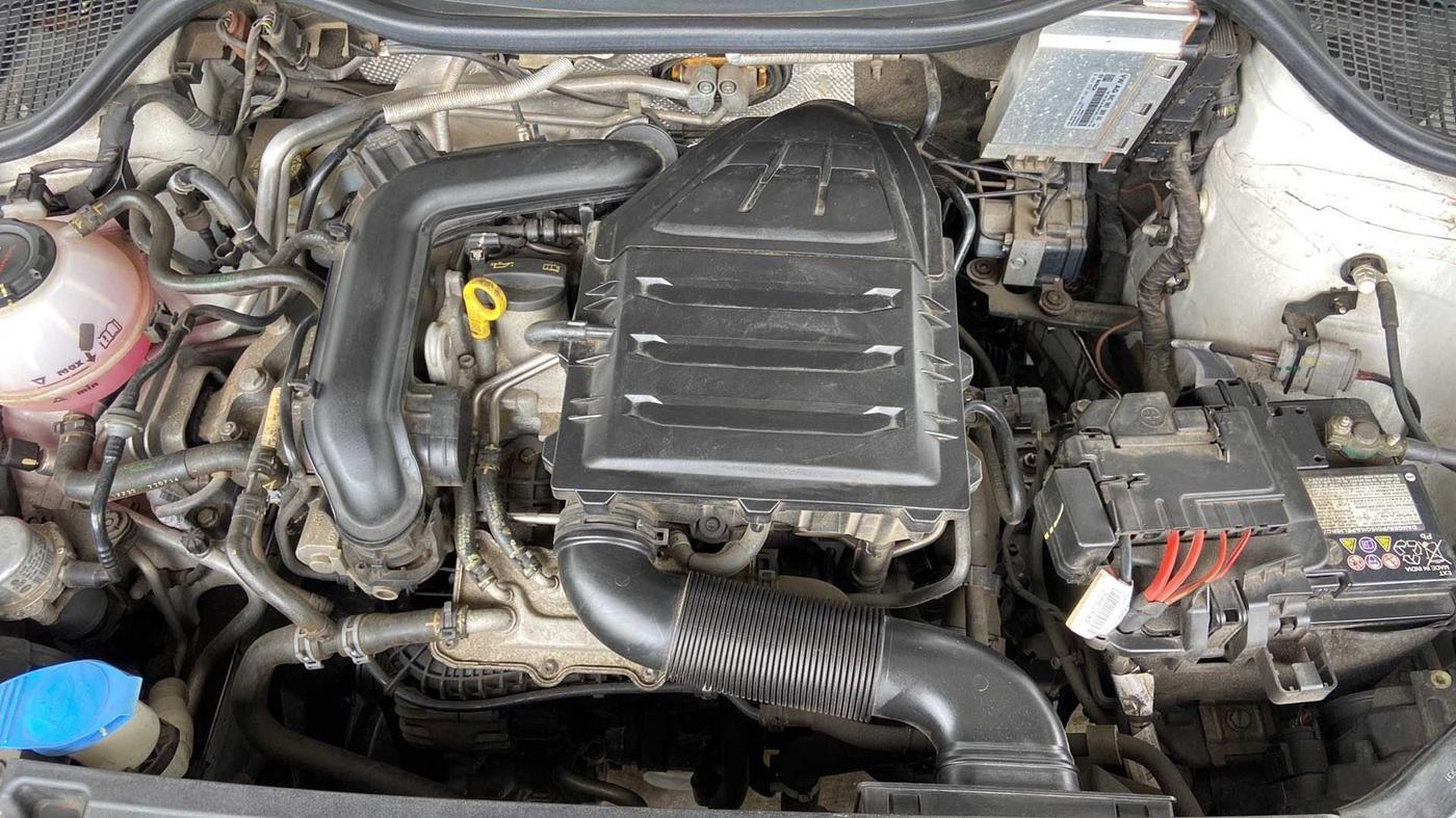2022 Volkswagen Polo COMFORTLINE 1.0L TSI, Petrol, Manual, 14,526 km, Open Bonet