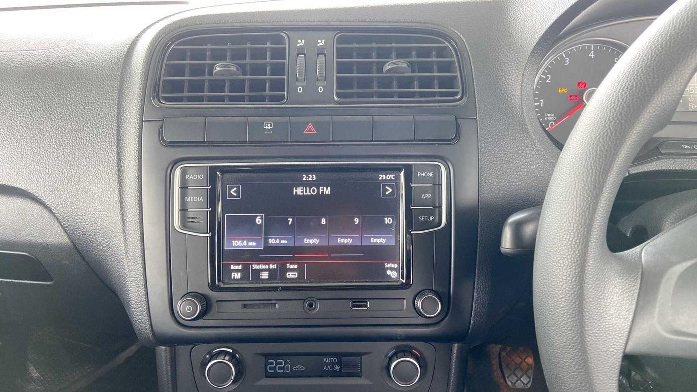 2022 Volkswagen Polo COMFORTLINE 1.0L TSI, Petrol, Manual, 14,526 km, Air Conditioner