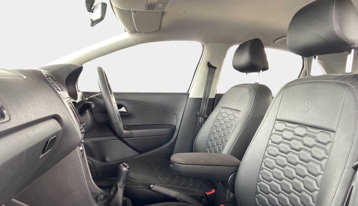 2022 Volkswagen Polo COMFORTLINE 1.0L TSI, Petrol, Manual, 14,526 km, Right Side Front Door Cabin