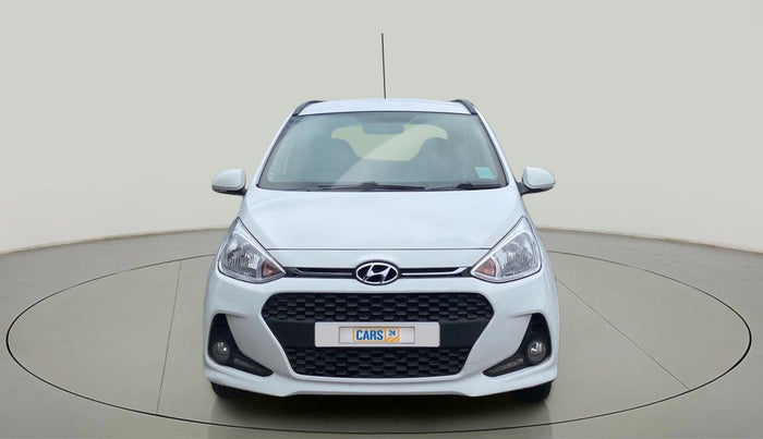 2017 Hyundai Grand i10 SPORTZ (O) 1.2 KAPPA VTVT, Petrol, Manual, 64,064 km, Front