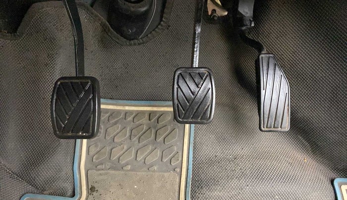 2022 Maruti New Wagon-R VXI 1.0, Petrol, Manual, 44,382 km, Pedals