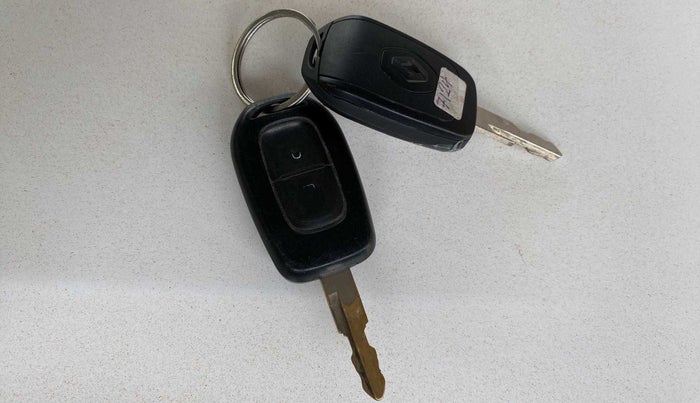 2018 Renault Kwid RXT 1.0, Petrol, Manual, 49,579 km, Key Close Up