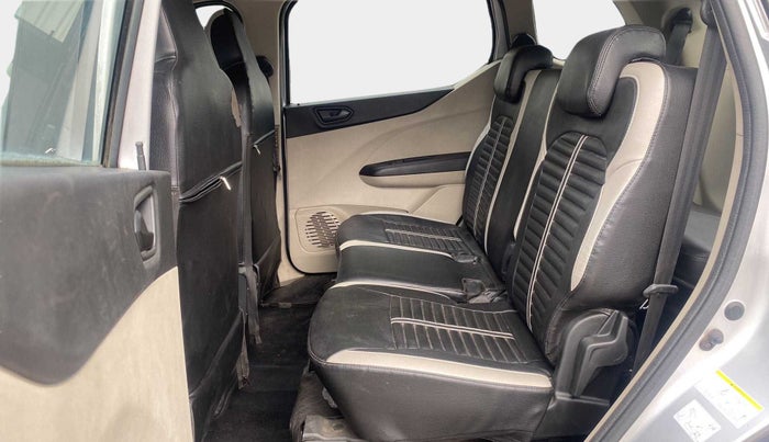 2019 Renault TRIBER RXT, Petrol, Manual, 17,602 km, Right Side Rear Door Cabin