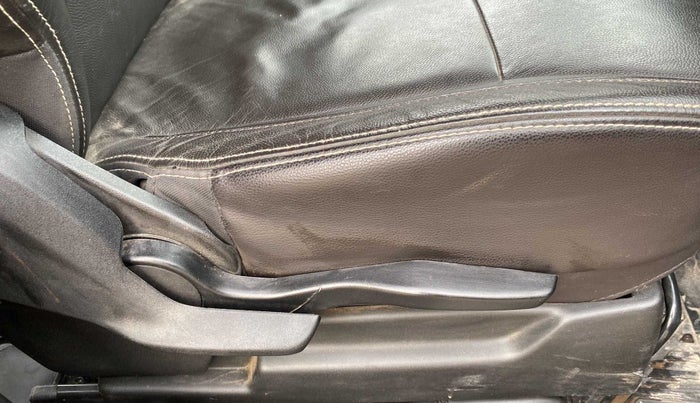 2020 Maruti XL6 ALPHA MT, Petrol, Manual, 24,030 km, Driver Side Adjustment Panel