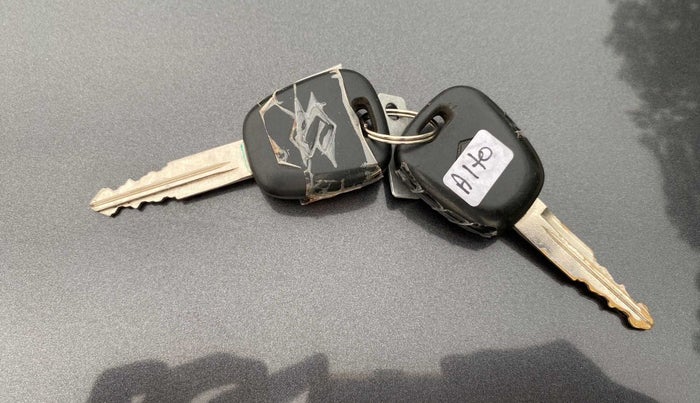 2019 Maruti Alto LXI, Petrol, Manual, 57,766 km, Key Close Up