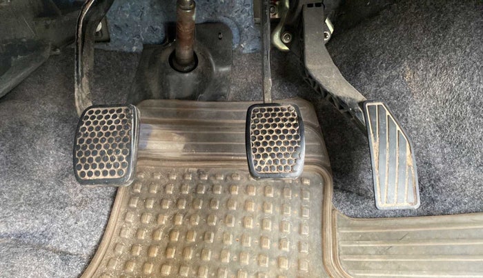 2019 Maruti Alto LXI, Petrol, Manual, 57,766 km, Pedals
