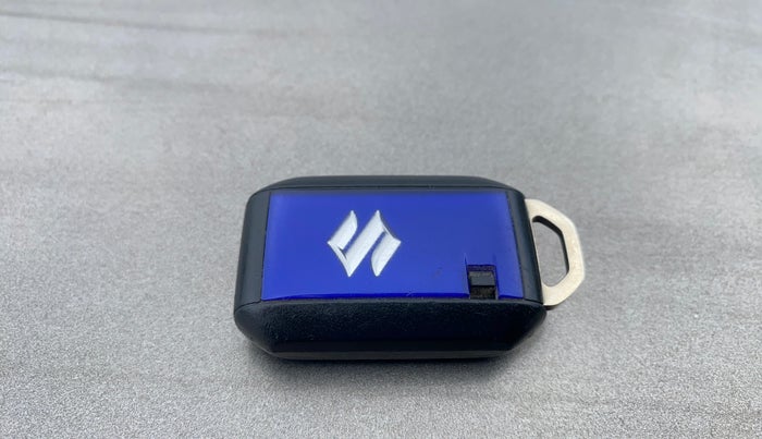 2022 Maruti Dzire ZXI Plus, Petrol, Manual, 81,428 km, Key Close Up