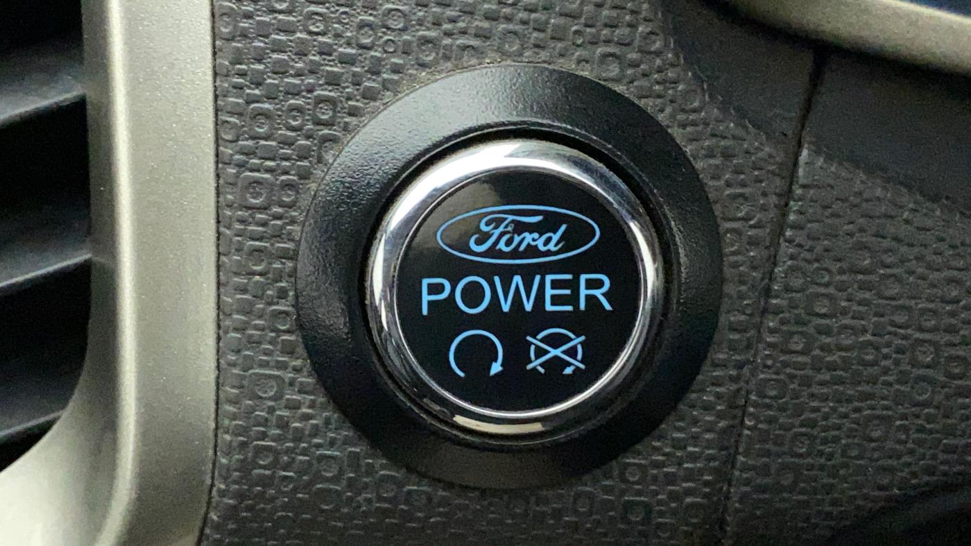 2016 Ford Ecosport TITANIUM 1.5L DIESEL, Diesel, Manual, 1,06,995 km, Keyless Start/ Stop Button