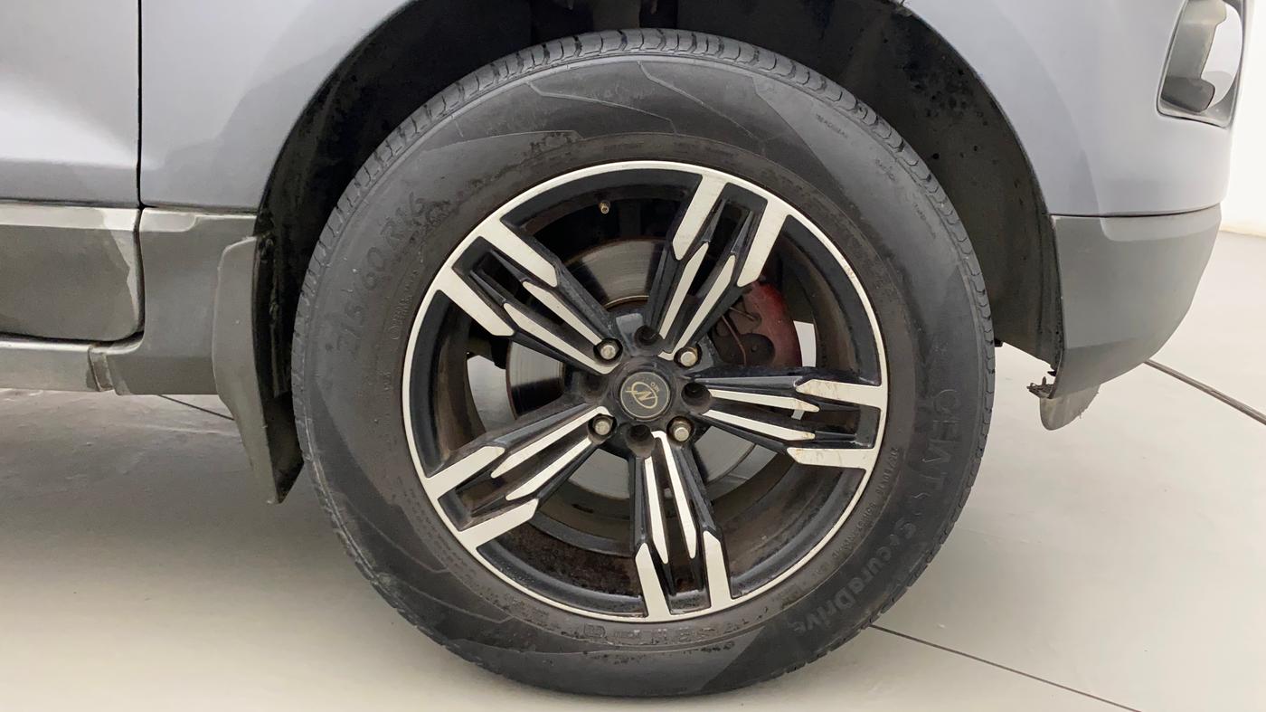 2016 Ford Ecosport TITANIUM 1.5L DIESEL, Diesel, Manual, 1,06,995 km, Right Front Wheel