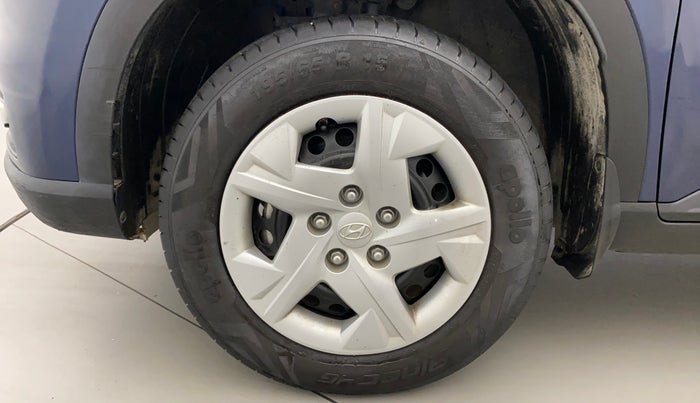 2022 Hyundai VENUE SX 1.2 PETROL, Petrol, Manual, 10,642 km, Left Front Wheel