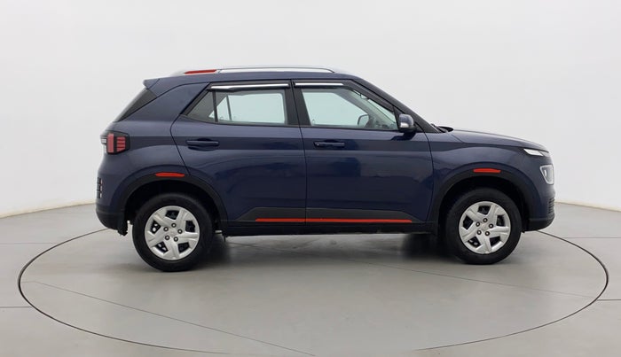 2022 Hyundai VENUE SX 1.2 PETROL, Petrol, Manual, 10,642 km, Right Side View