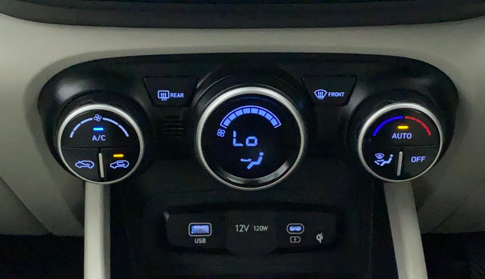 2022 Hyundai VENUE SX 1.2 PETROL, Petrol, Manual, 10,642 km, Automatic Climate Control