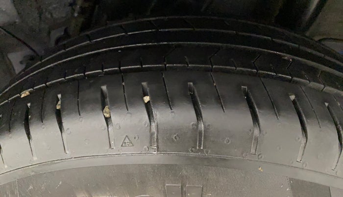 2022 Hyundai VENUE SX 1.2 PETROL, Petrol, Manual, 10,642 km, Left Rear Tyre Tread