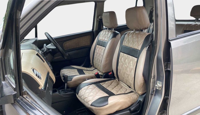 2018 Maruti Wagon R 1.0 VXI AMT, Petrol, Automatic, 68,018 km, Right Side Front Door Cabin