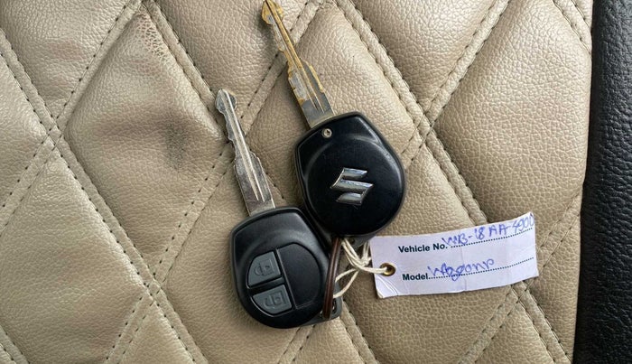 2018 Maruti Wagon R 1.0 VXI AMT, Petrol, Automatic, 68,018 km, Key Close Up