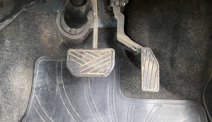 2018 Maruti Wagon R 1.0 VXI AMT, Petrol, Automatic, 68,018 km, Pedals