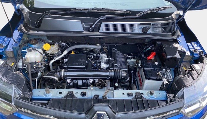 2022 Renault TRIBER RXZ AMT DUAL TONE, Petrol, Automatic, 16,054 km, Open Bonet