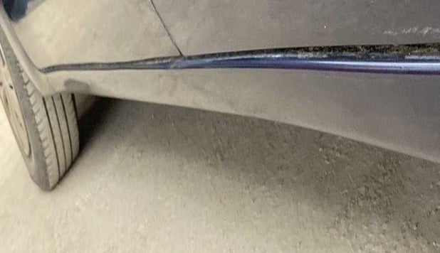 2018 Maruti Swift VXI, Petrol, Manual, 36,970 km, Left running board - Slightly dented