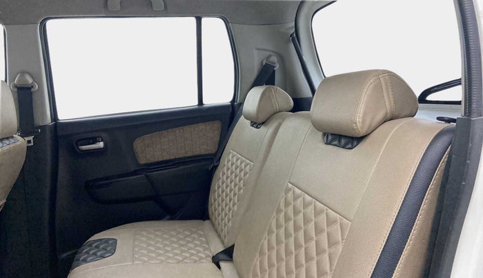2017 Maruti Wagon R 1.0 VXI+ (O) MT, Petrol, Manual, 93,066 km, Right Side Rear Door Cabin
