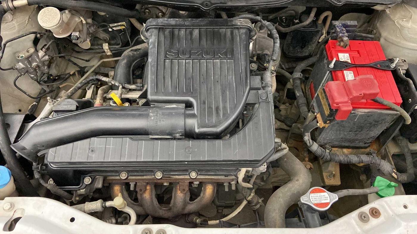 2017 Maruti Swift VXI, CNG, Manual, 87,820 km, Open Bonet