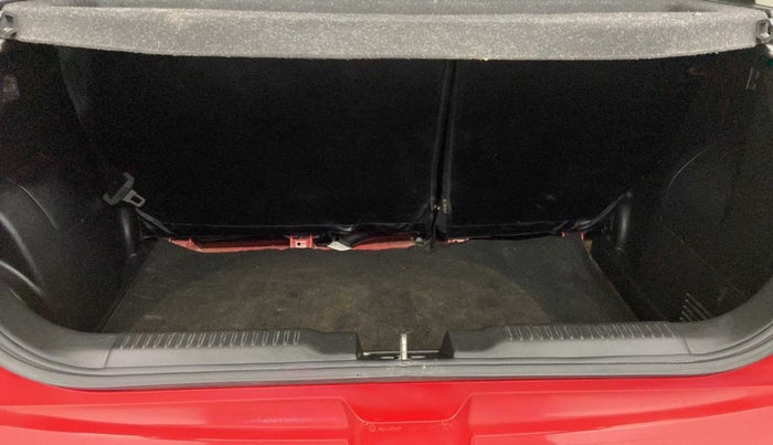 2018 Maruti Swift ZXI PLUS, Petrol, Manual, 21,805 km, Boot Inside