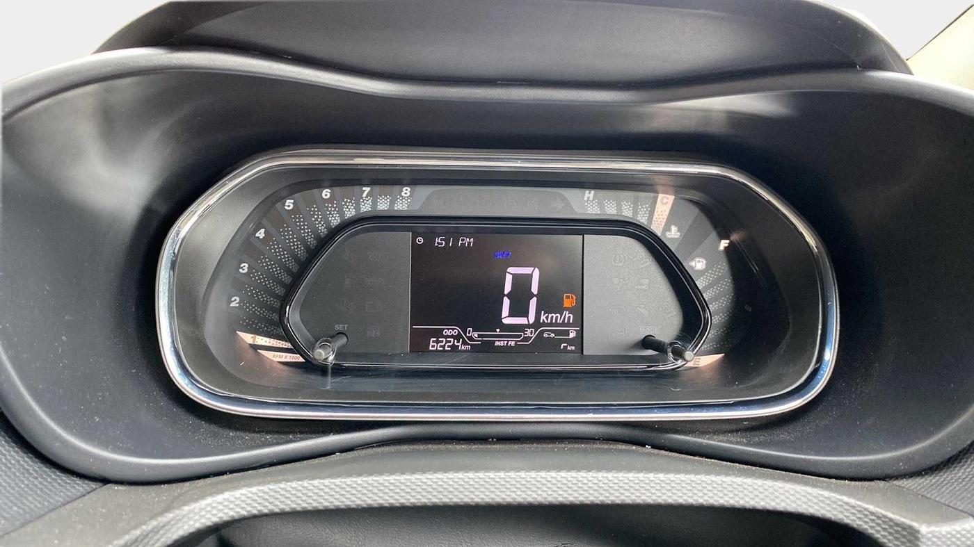 2022 Tata NEXON XM PETROL, Petrol, Manual, 6,217 km, Odometer Image