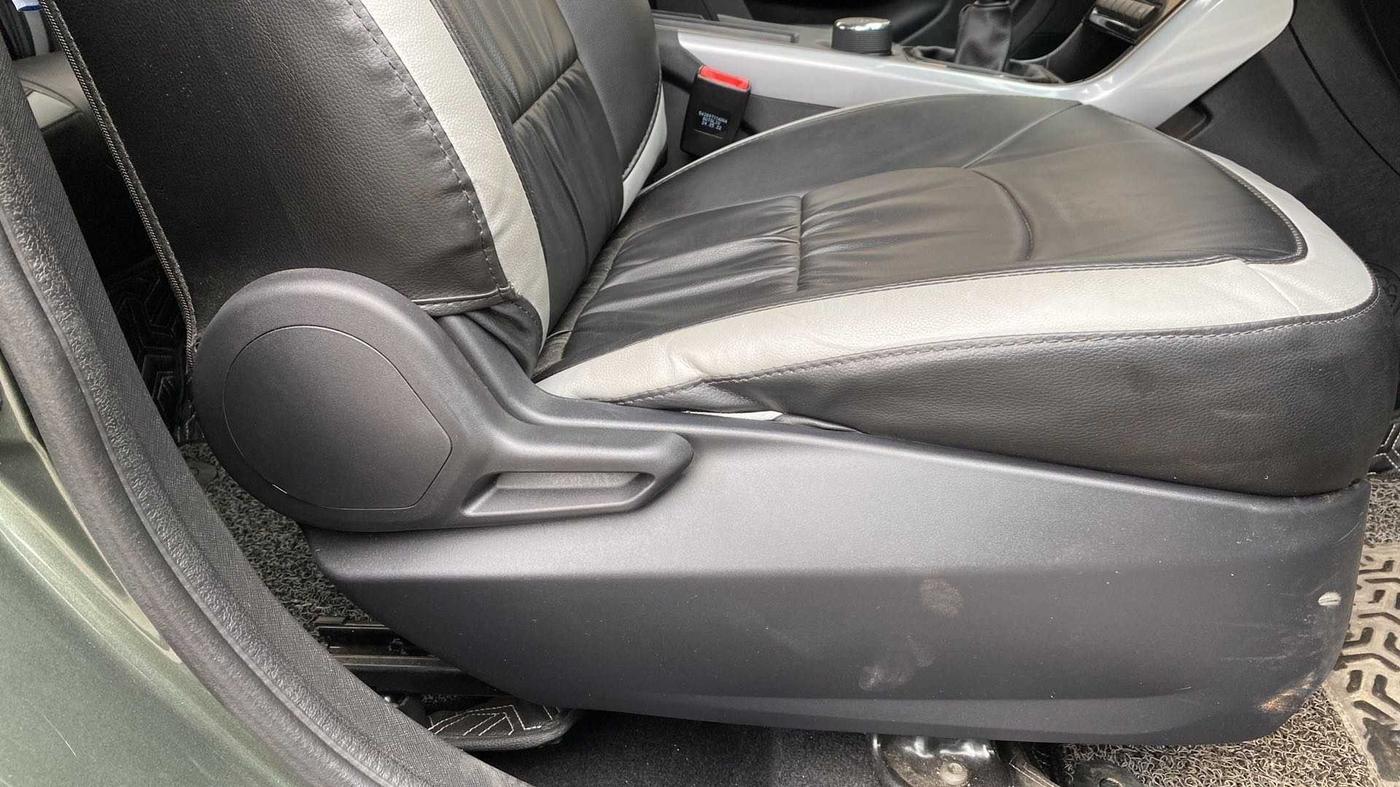 2022 Tata NEXON XM PETROL, Petrol, Manual, 6,217 km, Driver Side Adjustment Panel