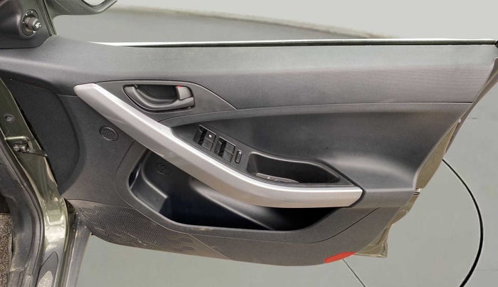 2022 Tata NEXON XM PETROL, Petrol, Manual, 6,217 km, Driver Side Door Panels Control
