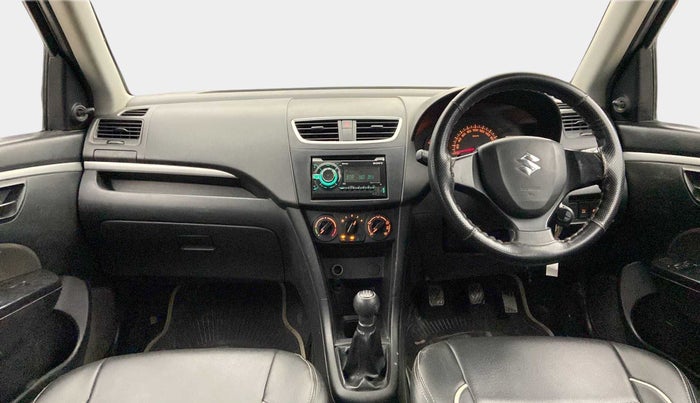 2017 Maruti Swift LXI (O), Petrol, Manual, 49,018 km, Dashboard